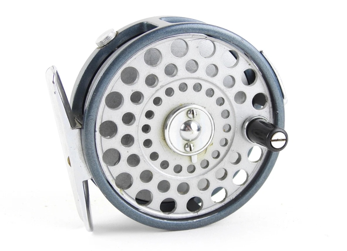 Безынерционные катушки Daiwa